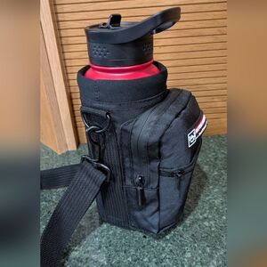 32 oz Insulated, Double Wall, Leak Proof Water Bottle With Holder Strap Bag.